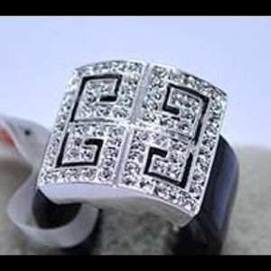 Amazing Designer Style Black Crystal Ring Size 5